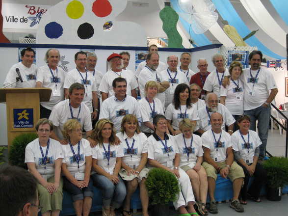 Serge avec les autres artistes participants au Symposium de Baie-Comeau - Édition 2009